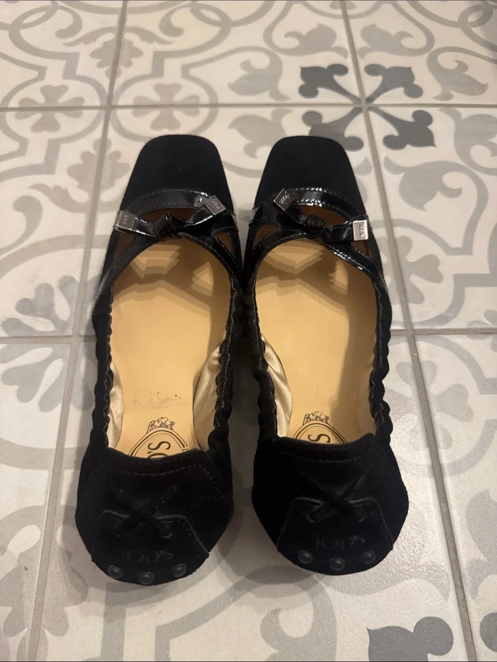 TOD'S Black Suede & Patent Bow Square-Toe Ballet Flats